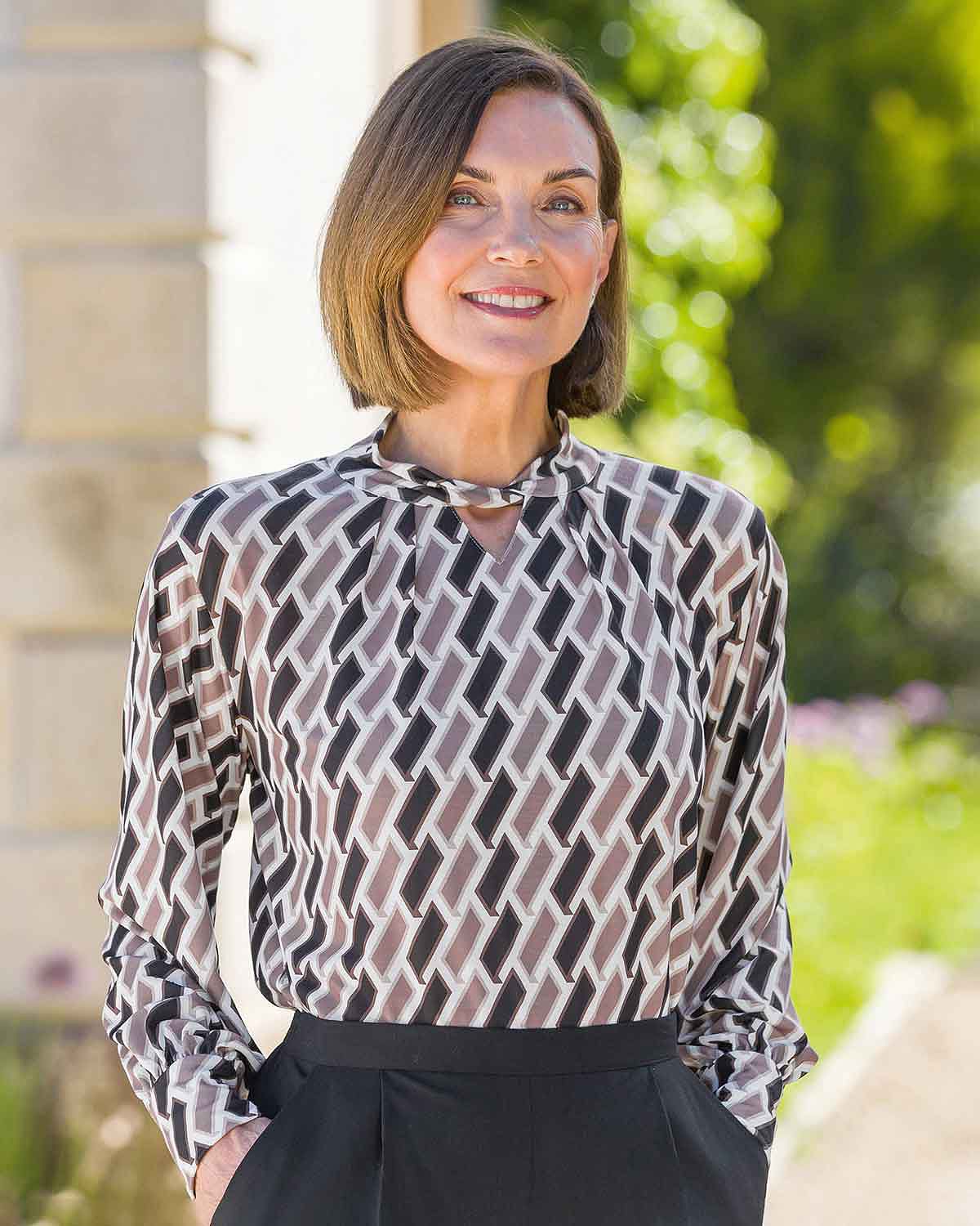 Leanna Patterned Long Sleeve Pull On Top