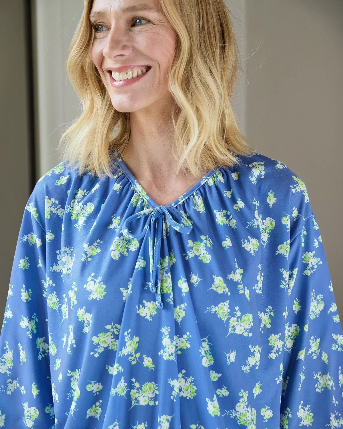 Greta Floral Tie Neck 3/4 Sleeved Top