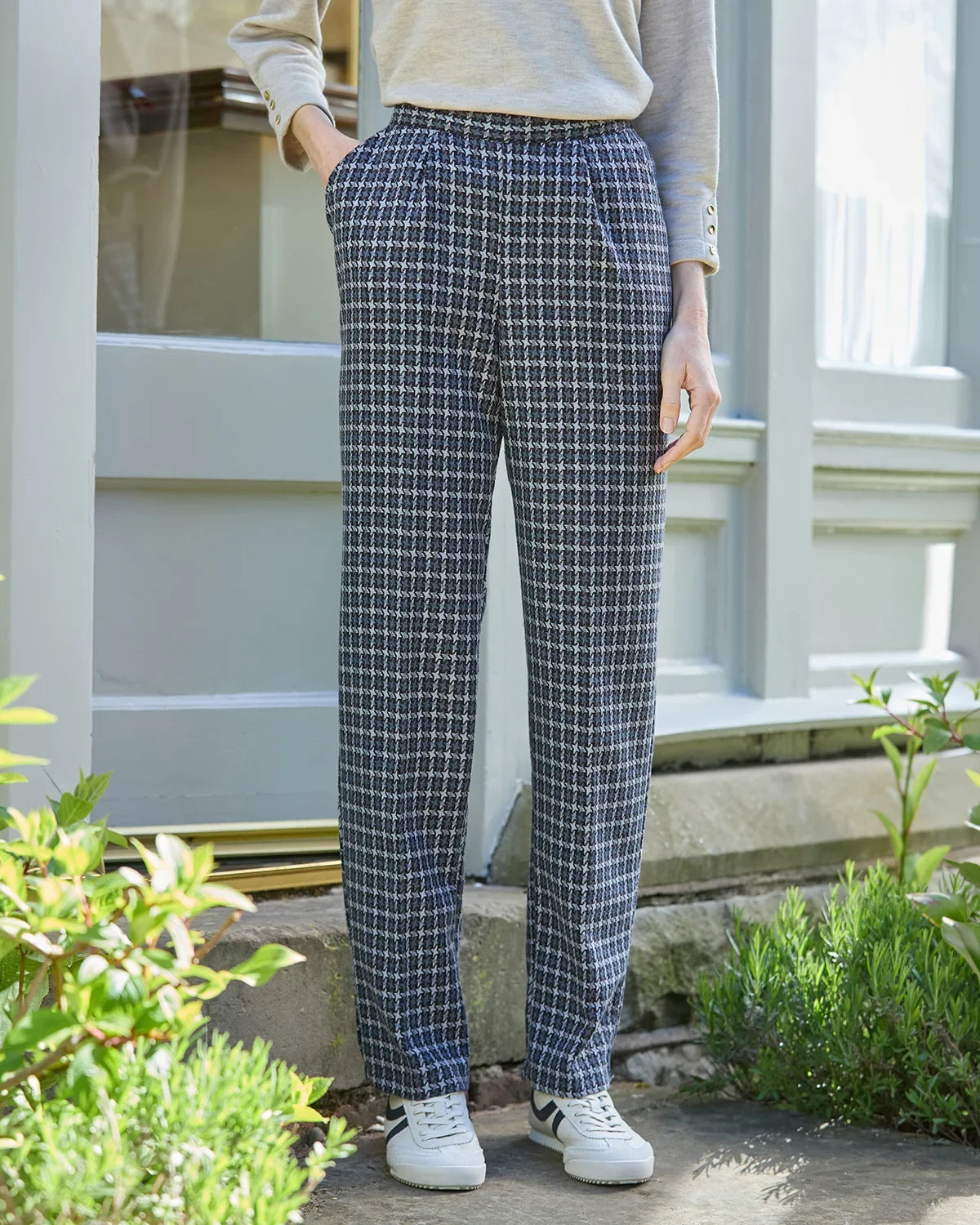 Laverne checked Wool Mix Pull On Trousers