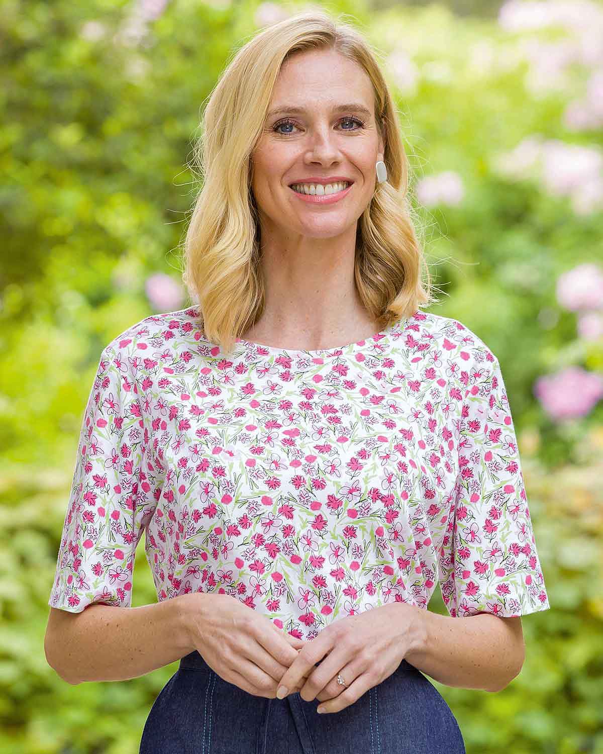 Violet Floral Short Sleeve Cotton Leisure Top