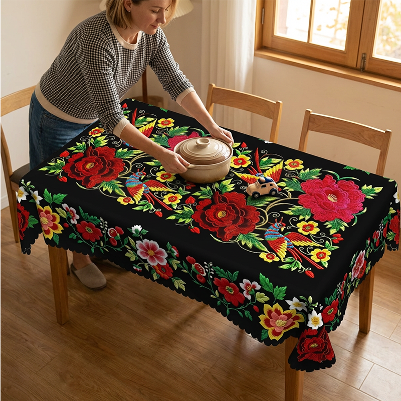Mexican Floral Tablecloth With Scalloped Edge